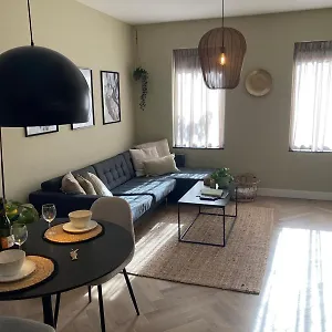  Apartment The Oyster House With Private Parking